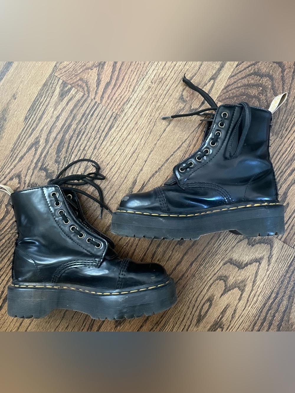 Dr Martens Vegan Sinclair boots